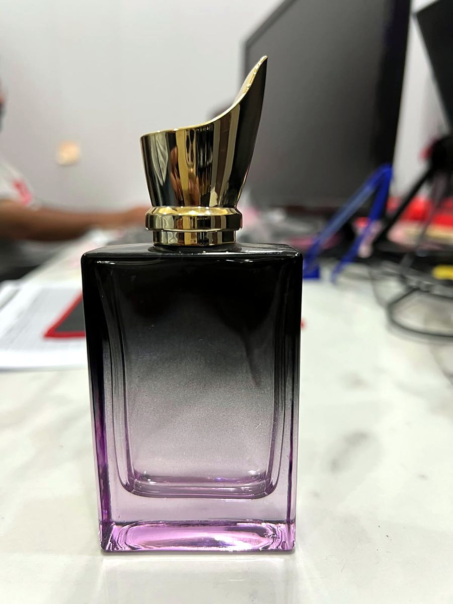 Customised perfume bottles — Loh-o-Qalam