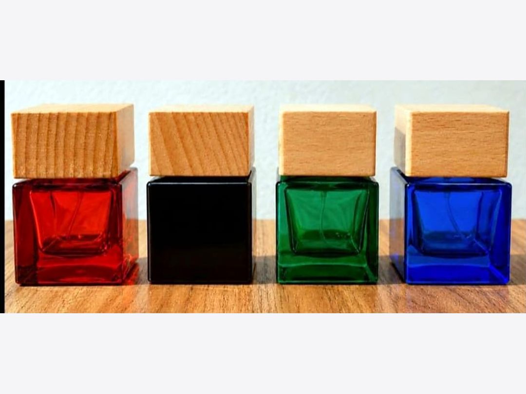 Customised perfume bottles — Loh-o-Qalam